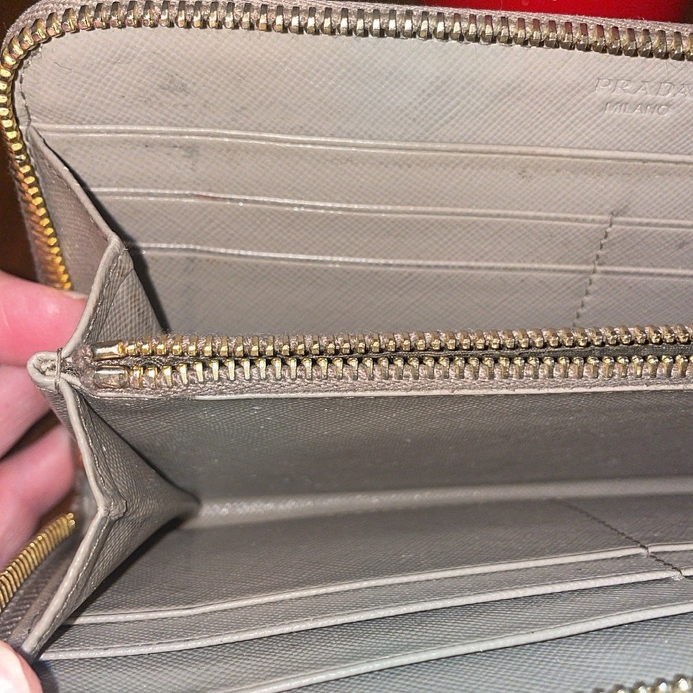 Prada Saffiano Leather Zippy Long Wallet EUC  FF - Picture 7 of 13